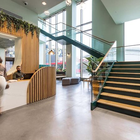 Botanical-Inspired Apartments At Repton Gardens Right In The Heart Of Wembley Park London Kültér fotó