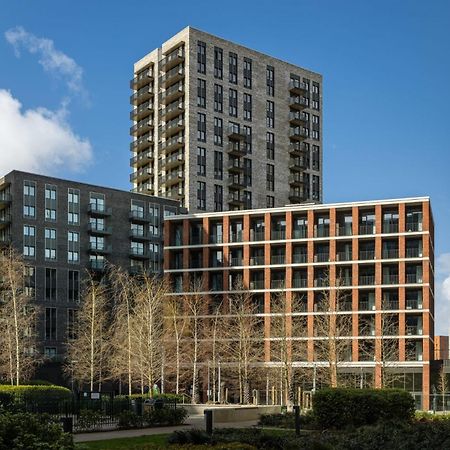 Botanical-Inspired Apartments At Repton Gardens Right In The Heart Of Wembley Park London Kültér fotó