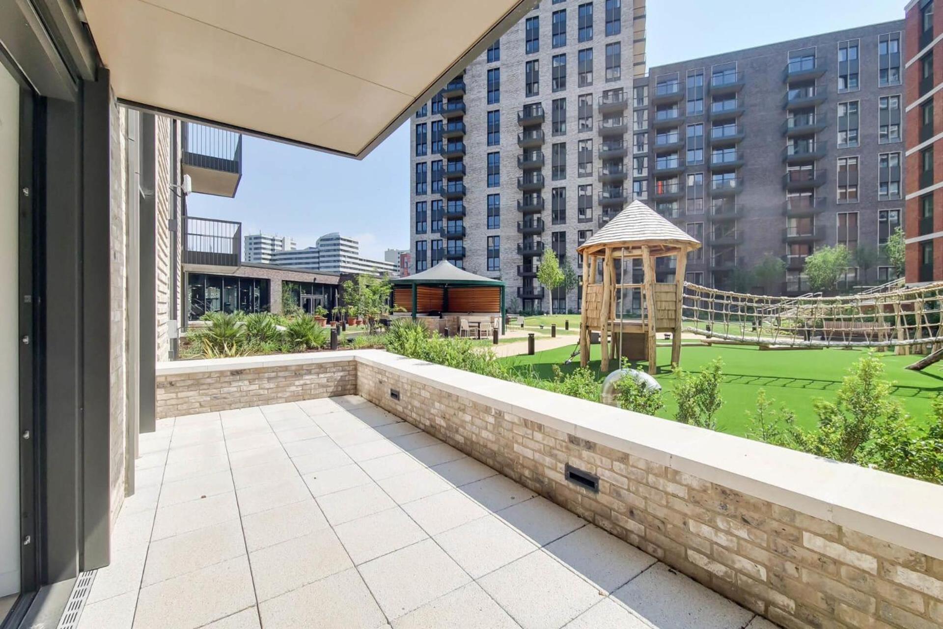 Botanical-Inspired Apartments At Repton Gardens Right In The Heart Of Wembley Park London Kültér fotó