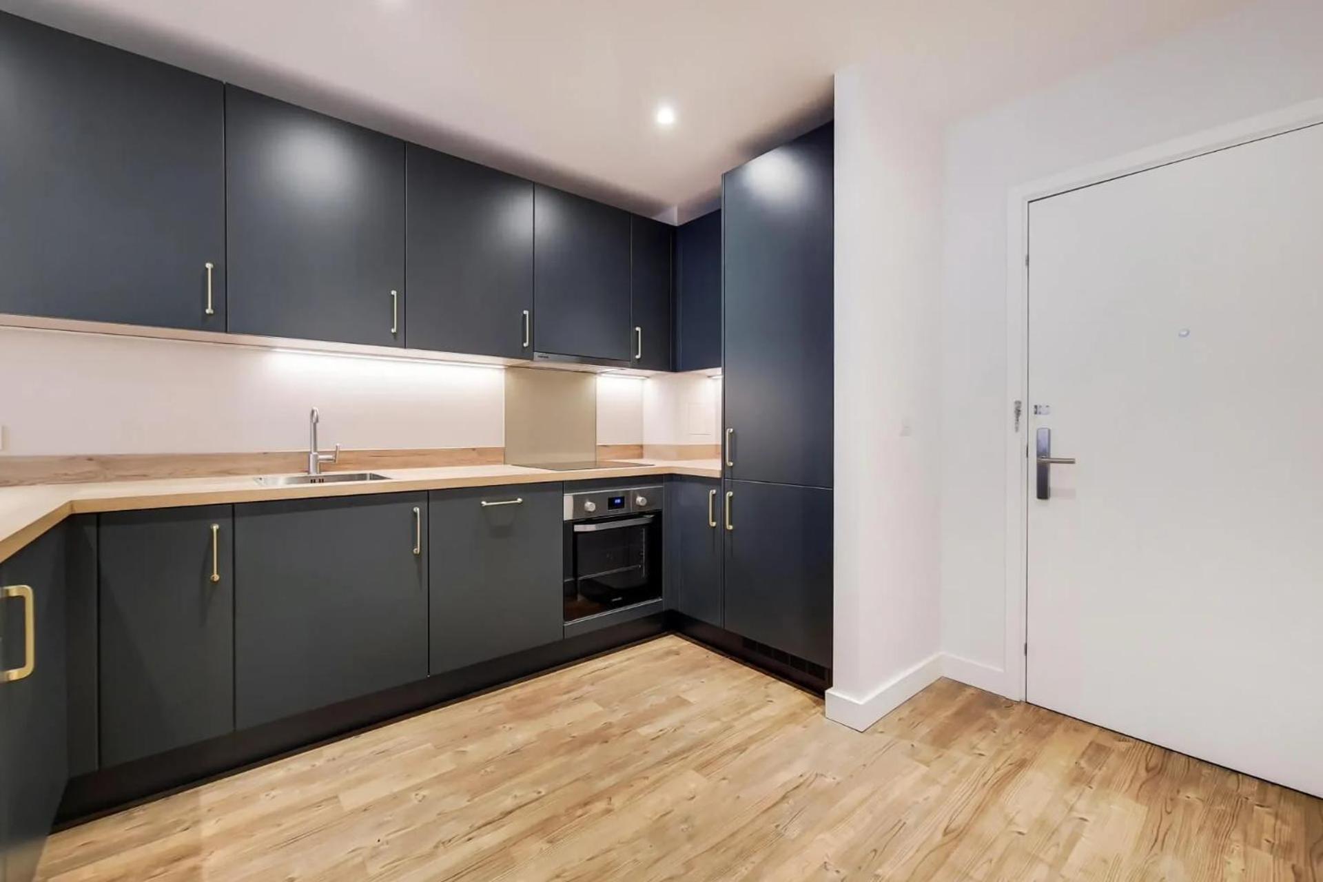 Botanical-Inspired Apartments At Repton Gardens Right In The Heart Of Wembley Park London Kültér fotó