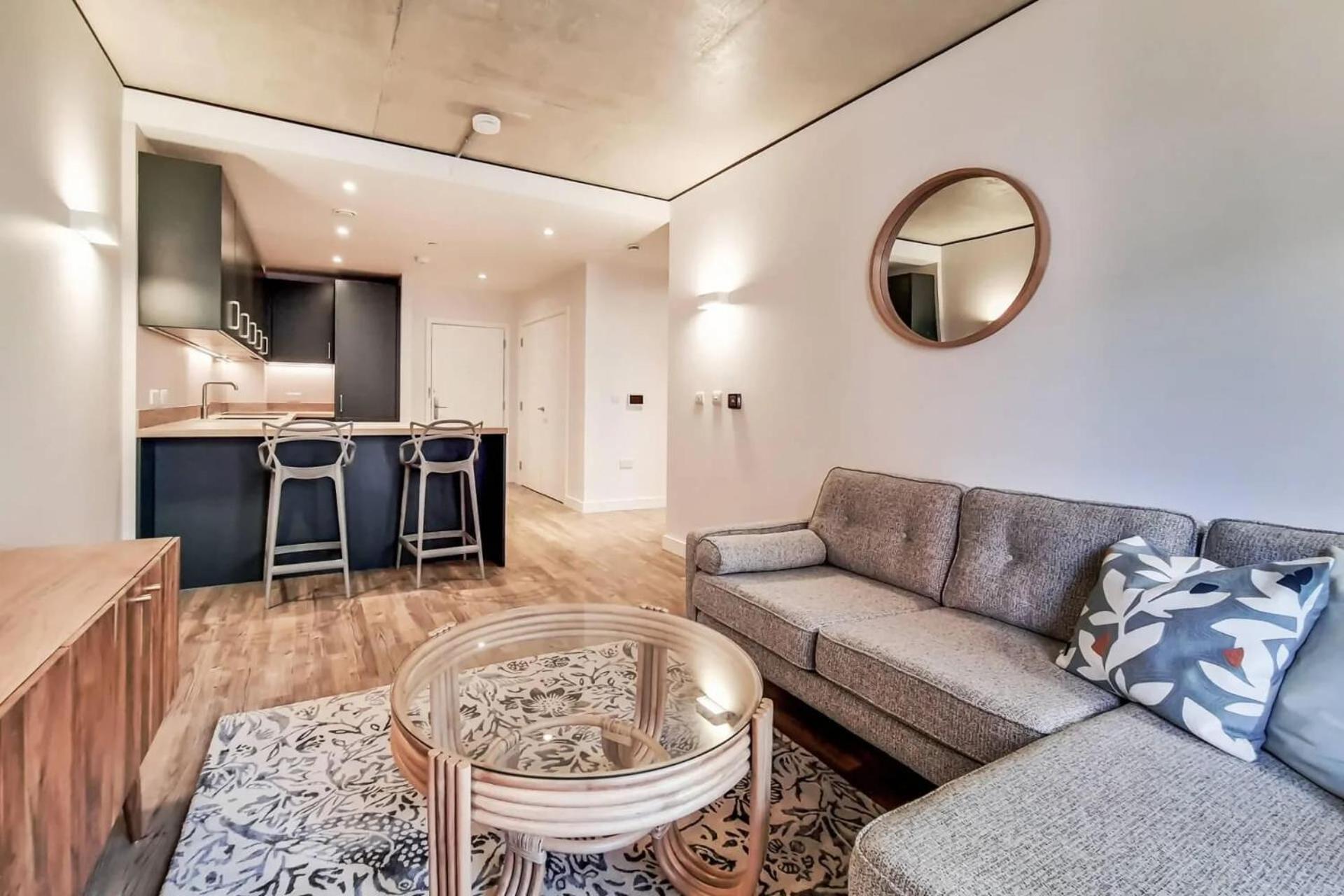 Botanical-Inspired Apartments At Repton Gardens Right In The Heart Of Wembley Park London Kültér fotó