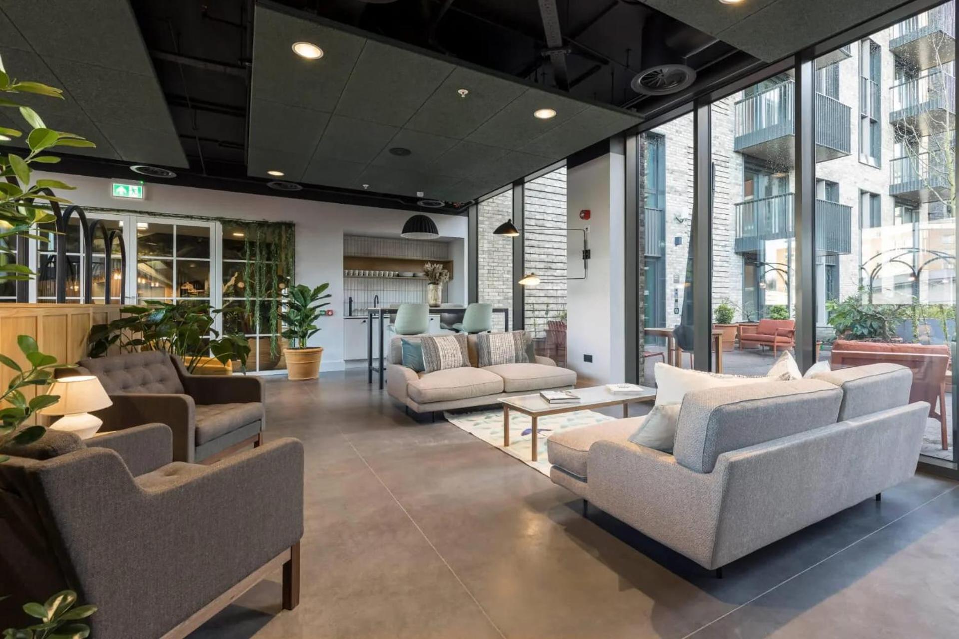 Botanical-Inspired Apartments At Repton Gardens Right In The Heart Of Wembley Park London Kültér fotó